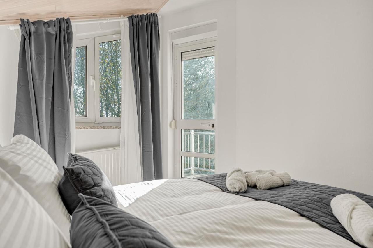 Astarea - Luxe Penthouse In Nature - Jacuzzi - Free Private Parking - Terrace & Balcony - Peace Загреб Экстерьер фото