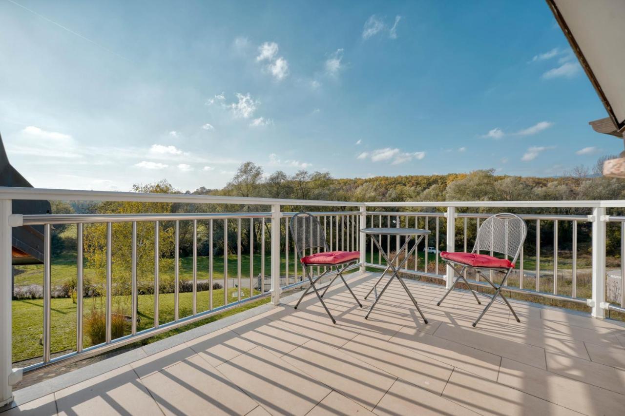 Astarea - Luxe Penthouse In Nature - Jacuzzi - Free Private Parking - Terrace & Balcony - Peace Загреб Экстерьер фото
