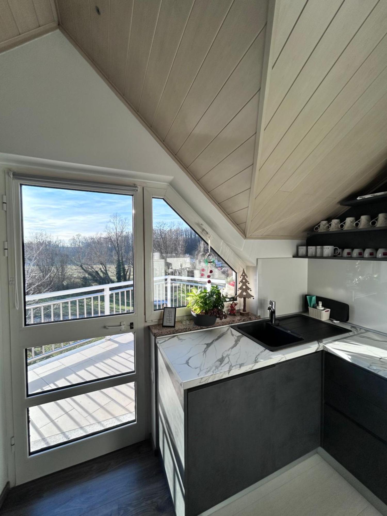 Astarea - Luxe Penthouse In Nature - Jacuzzi - Free Private Parking - Terrace & Balcony - Peace Загреб Экстерьер фото